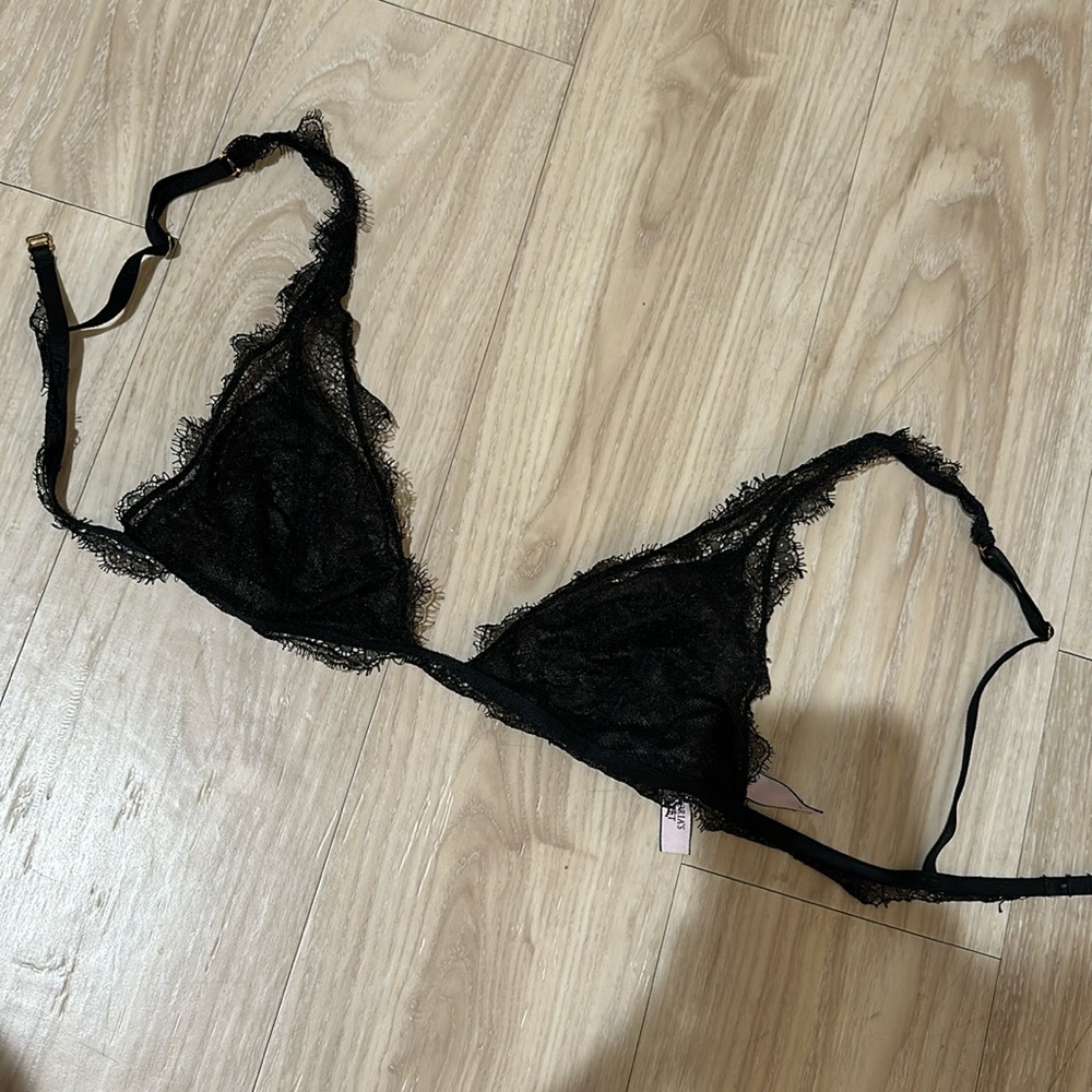 Victoria’s Secret unlined bralette size small